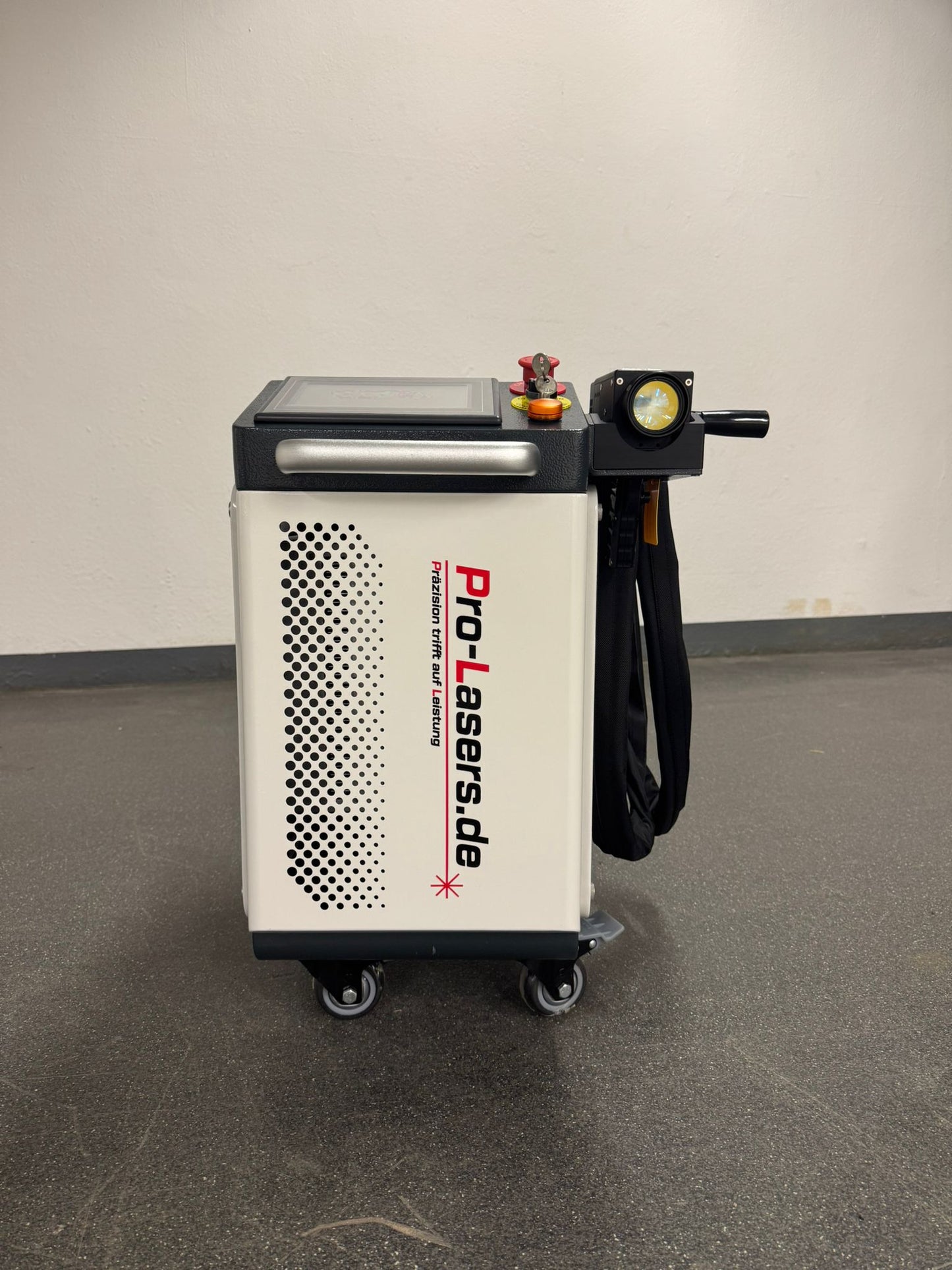 Puls Laserreiniger -500 Watt-50 MJ - Menüführung in Deutscher Sprache-Digitalem Handteil-Gesamtpreis inklusive Mehrwertsteuer (Brutto)